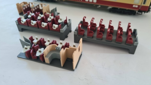 Inneneinrichtung für Märklin 4090: DB TEE Aussichtswagen mehrfarbig, Wechselvariante