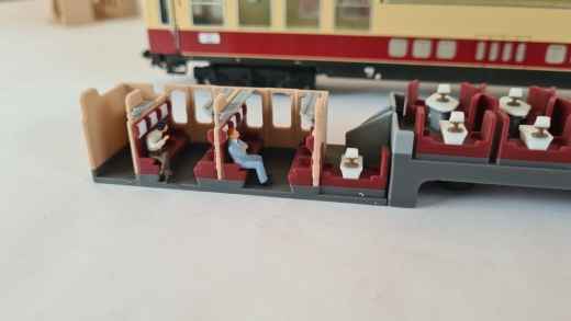 Inneneinrichtung für Märklin 4090: DB TEE Aussichtswagen mehrfarbig, Wechselvariante