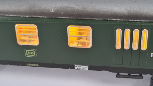 Inneneinrichtung für Märklin 4026 4044 40541 Primex 4009: DB Gepäckwagen Mehrfarbig
