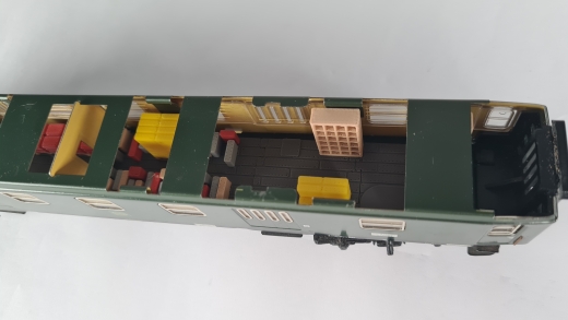 Inneneinrichtung für Märklin 4026 4044 40541 Primex 4009: DB Gepäckwagen Mehrfarbig