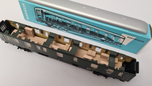 MF Inneneinrichtung für Märklin 4047: DB Postwagen