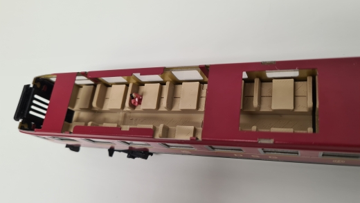 Inneneinrichtung für Märklin 4024: DB D-ZUG Speisewagen