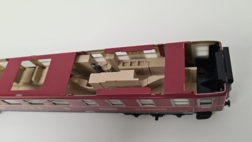 Inneneinrichtung für Märklin 4024: DB D-ZUG Speisewagen