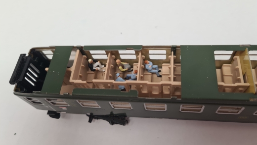 Inneneinrichtung für Märklin 4022 4033, Primex 4198: Grossraumwagen