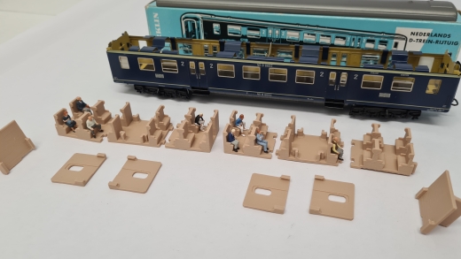 Inneneinrichtung für Märklin 4049 4117: NS Personenwagen 2. Klasse