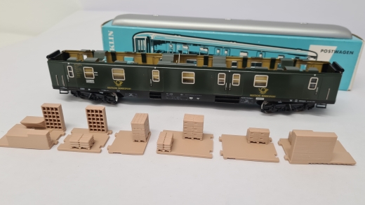 Inneneinrichtung für Märklin 4047: DB Postwagen