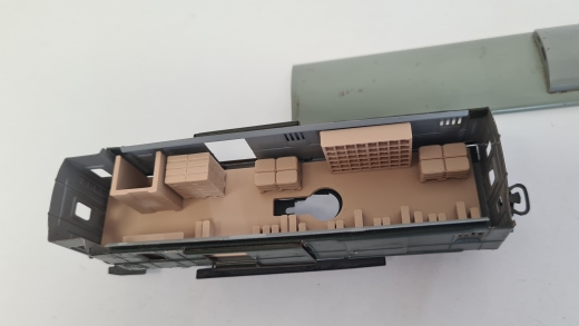 Inneneinrichtung für Märklin 4003 329/4: Gepäck-/Postwagen
