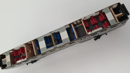 Inneneinrichtung (4-farbig) für Märklin 4043: DB Silberling 1./2. Klasse Nahverkehrswagen