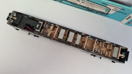 Inneneinrichtung (beige) für Märklin 4046: DB Silberling Steuerwagen Nahverkehrswagen