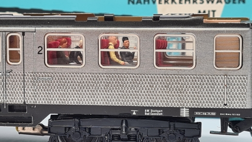 Inneneinrichtung (3-farbig) für Märklin 4046: DB Silberling Steuerwagen Nahverkehrswagen