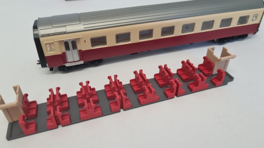 Inneneinrichtung für Märklin 4070, 4071: RAm TEE Grossraumwagen (Bausatz, farbig)