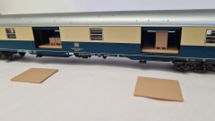 Inneneinrichtung für Märklin 4093: DB D-Zug Gepäckwagen