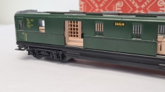 Inneneinrichtung für Märklin 346/4 4012 4021: DB / SJ Gepäckwagen Schürzenwagen D-Zug
